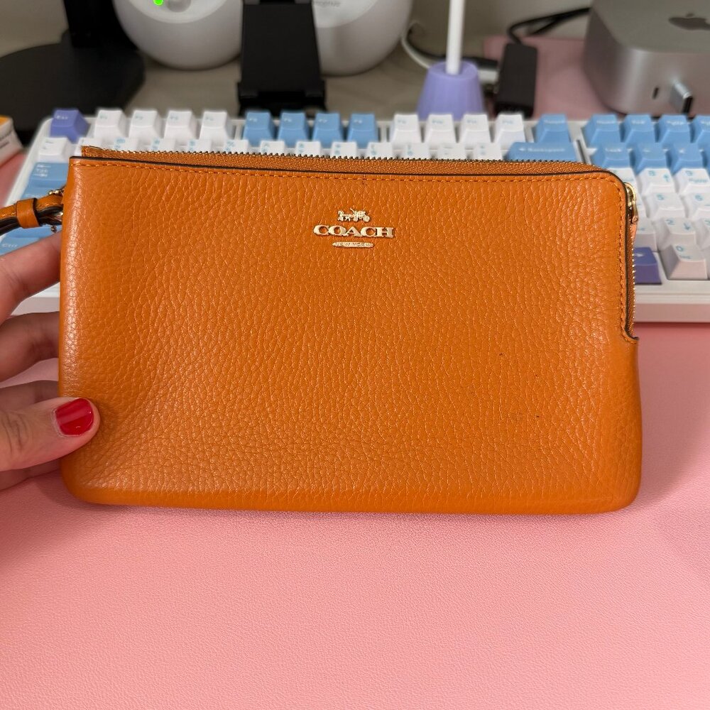 ✖️Sold✖️ Coach Large Double Zip Wallet, Pebble Leather